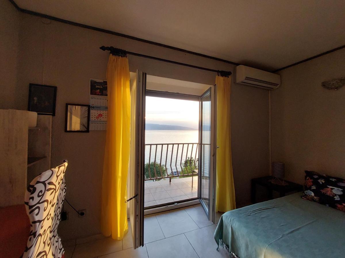 Apartment Denis Сень Екстер'єр фото